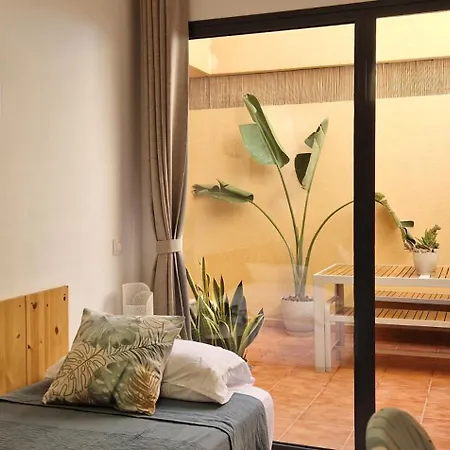 Casa 13 Next To Lagos Highspeed Wifi דירה *