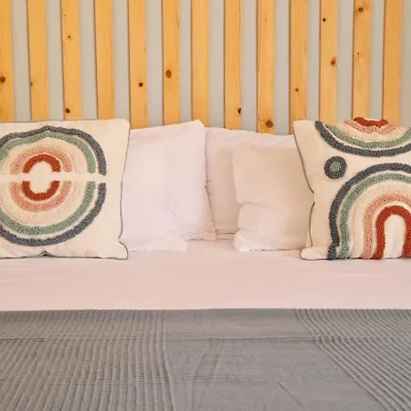 Casa 13 Next To Lagos Highspeed Wifi דירה *