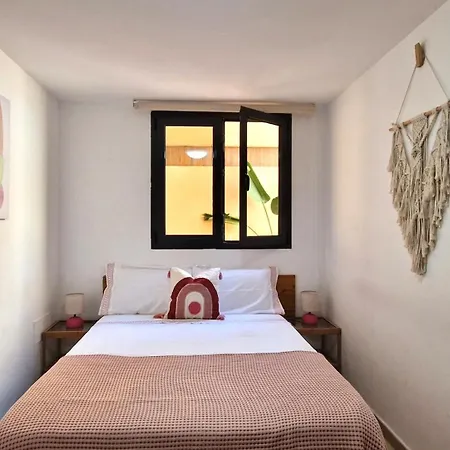 Casa 13 Next To Lagos Highspeed Wifi דירה *